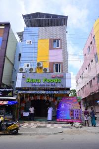 Aara Foods Resto Bar & Guest House