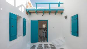 Cycladic Villa Lime and Libellula Cave Suite