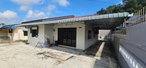 Peaceful 3 bedroom homestay