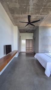 Stillwater Edge 4- Studio Apartment