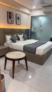 Hotel M S Gold Ganadhinagar