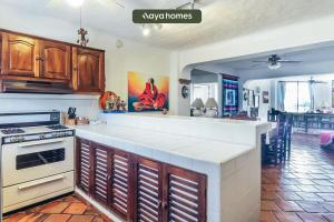 Ocean view 2Br Condo-Balcony-Beach-Pool - 604