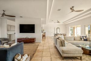 Villino Pace Lake Travis - Pool Hot tub Firepit