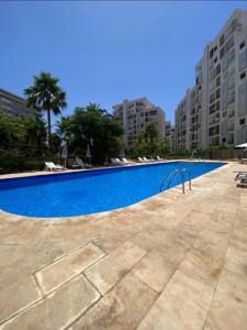 Appartement Moderne 2 Chambres - Piscine