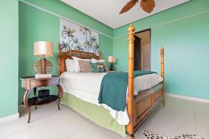 Oceanview 3BR Apt with Beach Access - Pool - Gym