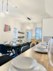 15 minutes tube to central london