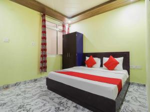 Hotel O by OYO A-Square Homes