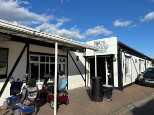 Sunnymede D11 - Fantasy Island with HOT TUB - Ingoldmells - Meadow Lakes Caravan & Lodge Hire