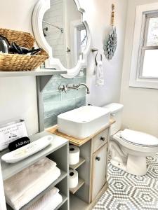 HPThe BungalowSpectrumBojanglesFenced YardDog