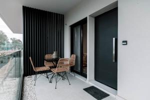 Nafplio Harbor Pearl