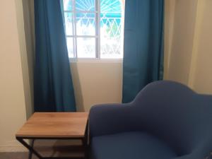 Cozy Kingston Flat