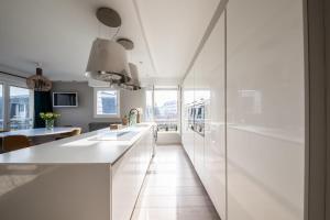 Exclusive Apartment with Open View Walk to Roland Garros