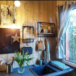 Romantisches Waldhaus mit Privatsauna, Grill und Feuerschtelle