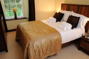 Atlantic House En-Suite Bedrooms 5 mins to Beach and Shops