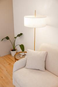 New Bright & Quiet Central Studio Top Floor