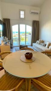 DUPLEX VUE MER Bord de plage Dernier étage