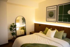 3BR El Poblado Apt Stunning Top-Floor Views