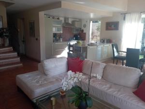 Villa au calme avec piscine à Valbonne