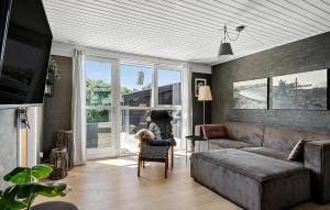 Awesome Home In Ringkøbing With Wifi