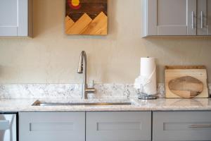 A Peace of Paradise Ski Hot Tub Pet Friendly