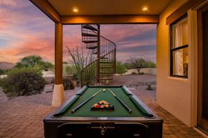 Luxury Getaway - Infinity Pool Mountain Views Rooftop Deck