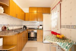 Family villa with pool 9 min walk from the beach