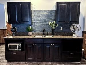 SKI IN Ski OUT Lift Shuffleboard Hot Tub