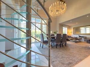 Eclat by Winsome Destination