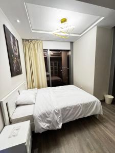 شقة فندقية داخل ابراج زيد بارك رقم هاتف صفر صفر اتنين صفر واحد واحد صفر اتنين اربعه ثلاثه صفر 222