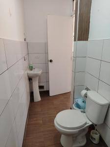 Departamento amoblado con 2 habitaciones y cochera