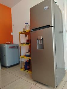 Departamento amoblado con 2 habitaciones y cochera