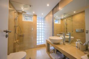 Horizon House - Beachfront Escape