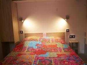 Mobil home 6 pers avec terrasse à Séez - API-1-52-1226