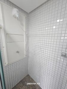 LIFE RESORT, A BEIRA DO LAGO PARANOÁ, CONDOMÍNIO COMPLETO, RESTAURANTE, LAVANDERIA, ACADEMIA, ACESSO AO LAGO, APTO COM WI-FI, SMART TV, AR CONDICONADO, GELADEIRA By REI DOS FLATS