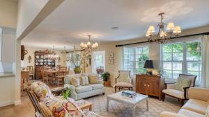 Glen Ellen Escape by AvantStay