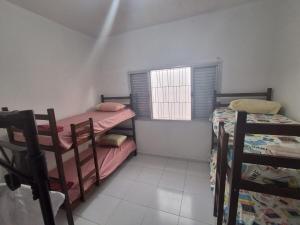 Casa no Canto do Forte, Praia 10 min, Aceita pets