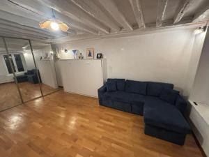 4 person Studio in Paris 11eme