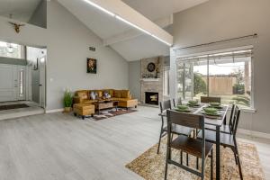 Quick Hwy Access Family Retreat in Houston