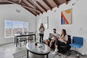 Lovely 1 BR Walking Distance To Ocean - Suite 1