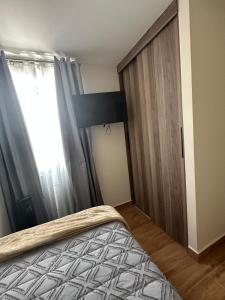 Apartamento en piso 22 Torre Atlas, vista boulevard Morazán