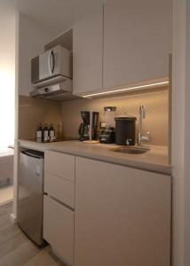 Studio Apartment Zona 10 near airport