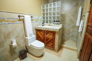 Private Wellness Home Sauna, Jacuzzi &Cold Plunge