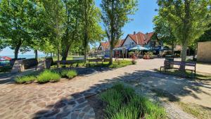 Apartment Lakefront in Zamardi-Balaton 55198