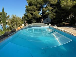 Villa with Private Pool & Boules Court