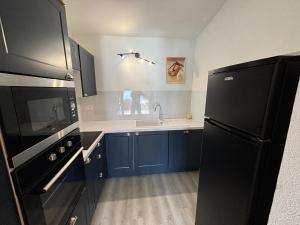 Villa with Private Pool & Boules Court