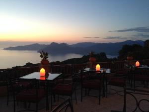 Hotels Hotel Les Roches Rouges : photos des chambres