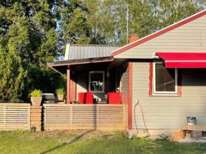 6 person holiday home in LÖTTORP