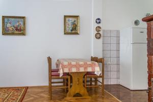 Apartments with parking space Punat, Krk - 20071