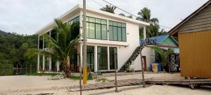 Waterfall Guesthouse1