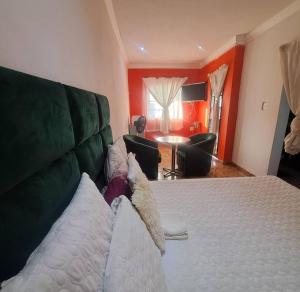 Aquamarine Guesthouse